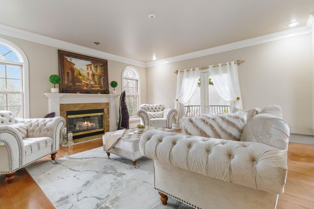 484 Woods Edge Drive, London, KY 40741