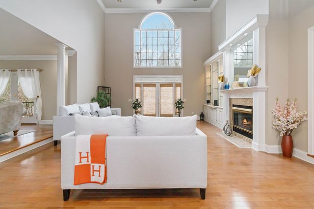 484 Woods Edge Drive, London, KY 40741