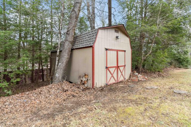 484 Woods Edge Drive, London, KY 40741