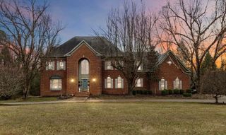 484 Woods Edge Drive, London, KY 40741
