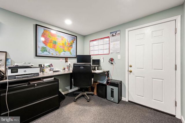 516 EVERGREEN AVE, Folsom, PA 19033