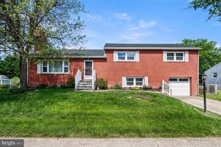 516 EVERGREEN AVE, Folsom, PA 19033