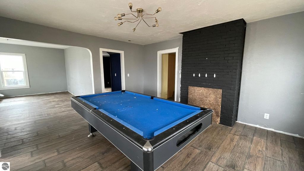 Image 13 of property listing at 108 S Pine, St Louis, MI 48880