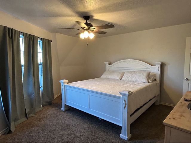 828 Stacie St, Kingsville, TX 78363