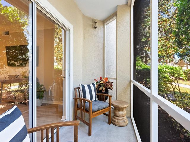 5168 NORTHRIDGE ROAD 102, Sarasota, FL 34238