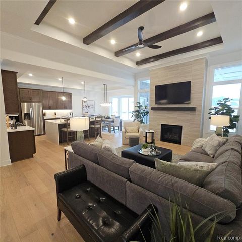 50079 Mustang Drive, Macomb, MI 48042