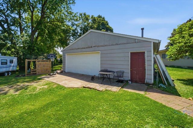 609 west Street, Alden, IA 50006