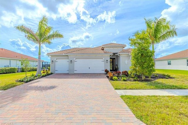 18750 Lake Hammock DR, Naples, FL 34114