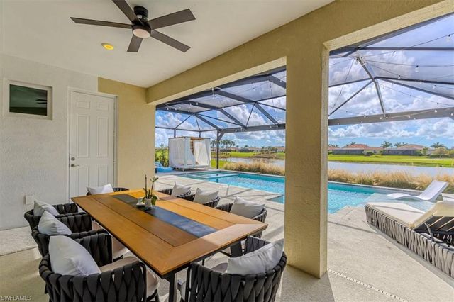 18750 Lake Hammock DR, Naples, FL 34114