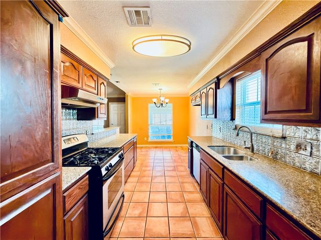 4117 Nolford Pl, Corpus Christi, TX 78410