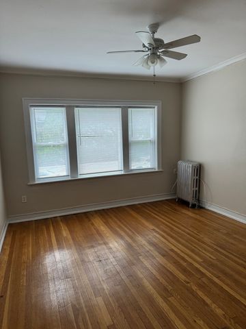 7755 N Sheridan Road 1, Chicago, IL 60626