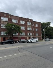 7755 N Sheridan Road 1, Chicago, IL 60626