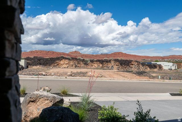 2757 W LAVA VALLEY WAY, Santa Clara, UT 84765