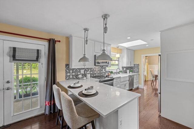 420 BISHOP HOLLOW RD, Newtown Square, PA 19073