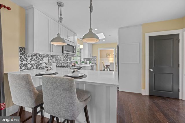 420 BISHOP HOLLOW RD, Newtown Square, PA 19073