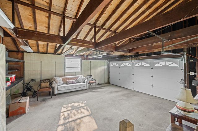 420 BISHOP HOLLOW RD, Newtown Square, PA 19073