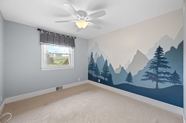 420 BISHOP HOLLOW RD, Newtown Square, PA 19073