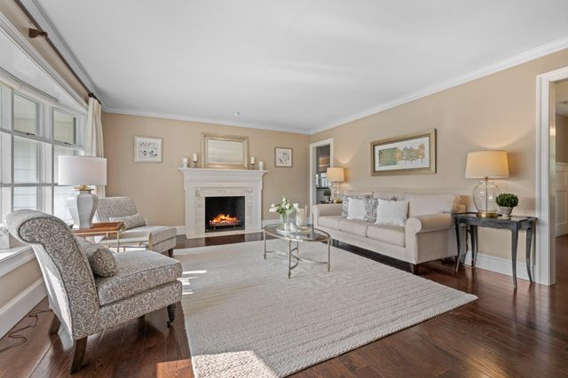 420 BISHOP HOLLOW RD, Newtown Square, PA 19073