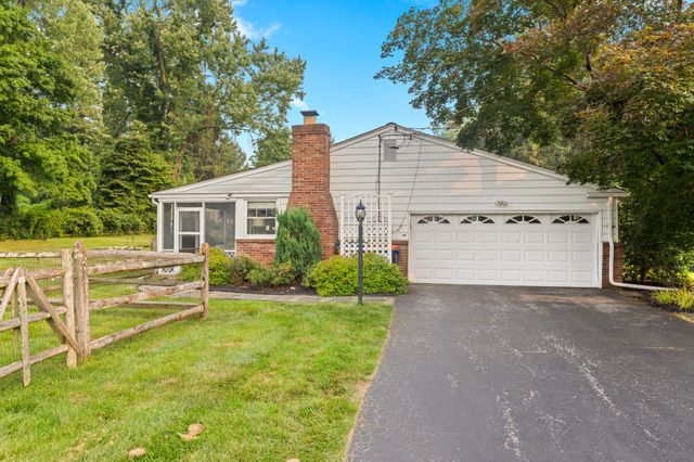 420 BISHOP HOLLOW RD, Newtown Square, PA 19073