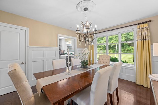 420 BISHOP HOLLOW RD, Newtown Square, PA 19073