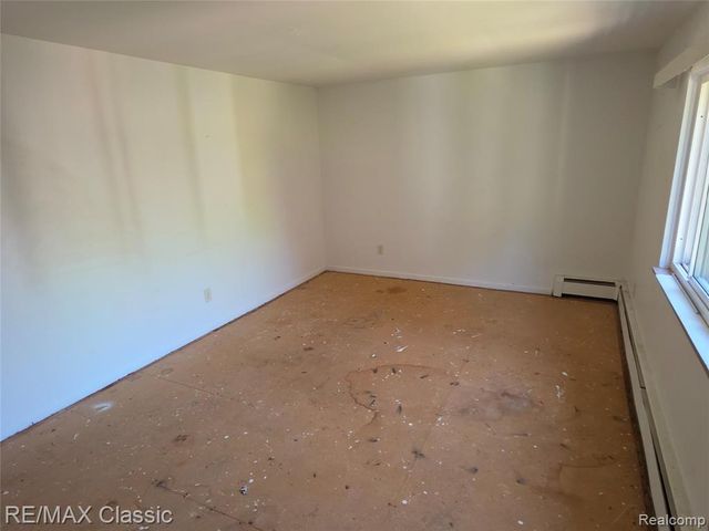 1101 Tienken Court 206, Rochester Hills, MI 48306