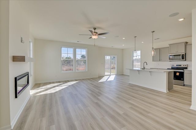 1054 Mizuno Drive, Hephzibah, GA 30815