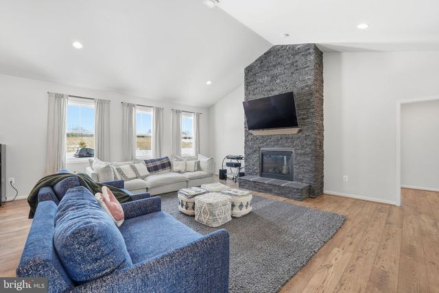 10580 MANLEY RD, Nokesville, VA 20181