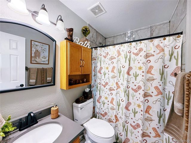 55657 E Apache Place, Strasburg, CO 80136