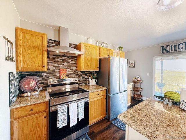 55657 E Apache Place, Strasburg, CO 80136