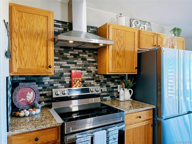 55657 E Apache Place, Strasburg, CO 80136