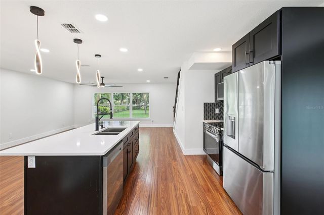 226 WILLOWICK AVENUE, Temple Terrace, FL 33617