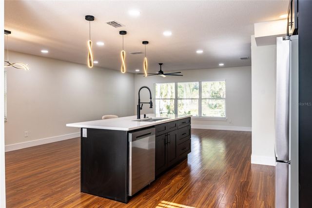 226 WILLOWICK AVENUE, Temple Terrace, FL 33617