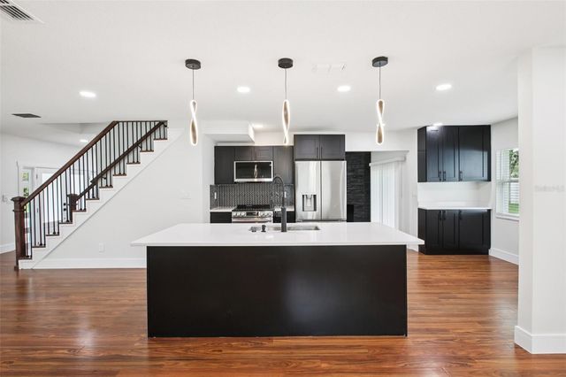 226 WILLOWICK AVENUE, Temple Terrace, FL 33617