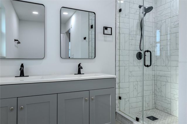 226 WILLOWICK AVENUE, Temple Terrace, FL 33617