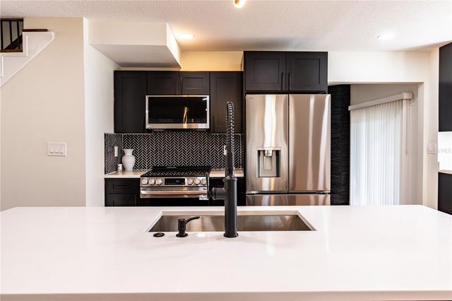 226 WILLOWICK AVENUE, Temple Terrace, FL 33617