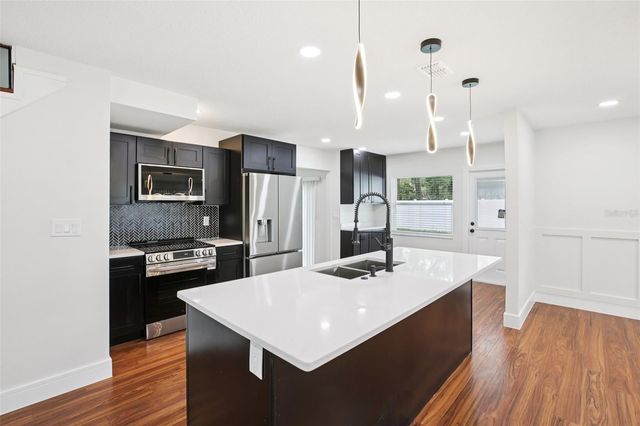 226 WILLOWICK AVENUE, Temple Terrace, FL 33617