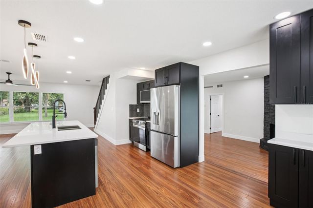 226 WILLOWICK AVENUE, Temple Terrace, FL 33617