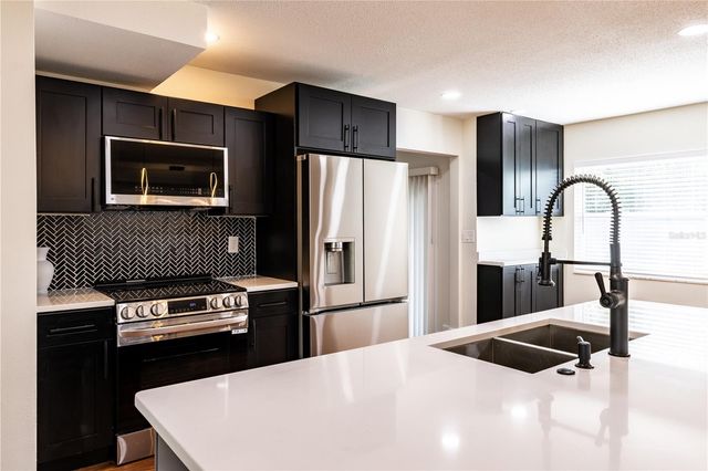 226 WILLOWICK AVENUE, Temple Terrace, FL 33617