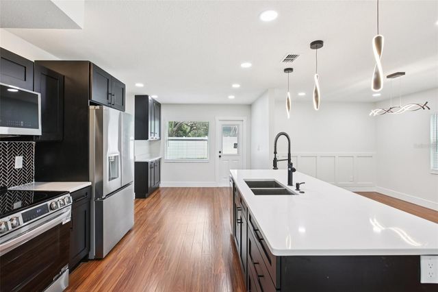 226 WILLOWICK AVENUE, Temple Terrace, FL 33617