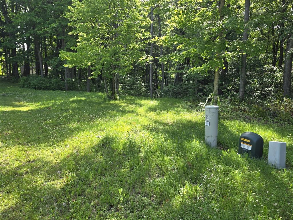 17643 Summerhill Lane, New Buffalo, MI 49117