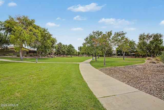 859 E ABERDEEN Drive, Gilbert, AZ 85298