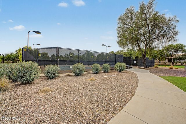 859 E ABERDEEN Drive, Gilbert, AZ 85298