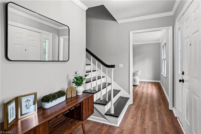 1650 W Clemmonsville Road, Winston-salem, NC 27127