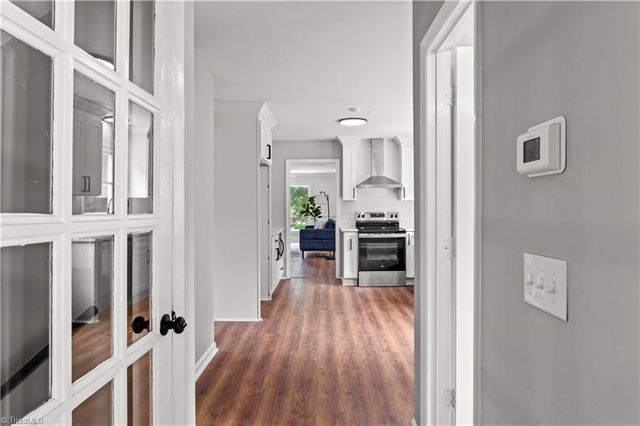 1650 W Clemmonsville Road, Winston-salem, NC 27127