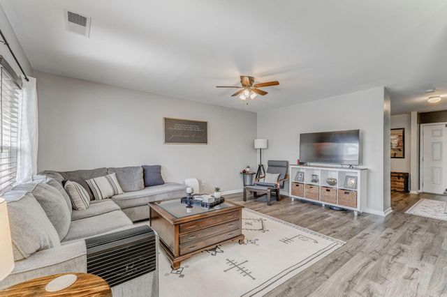 803 Riverside Drive, Calhoun, GA 30701