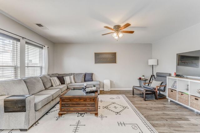 803 Riverside Drive, Calhoun, GA 30701