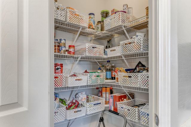 803 Riverside Drive, Calhoun, GA 30701