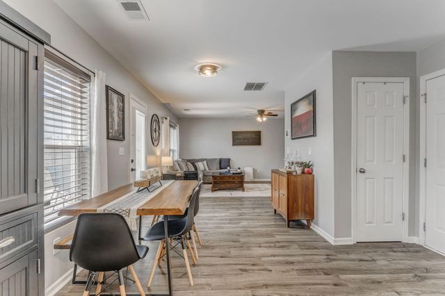 803 Riverside Drive, Calhoun, GA 30701