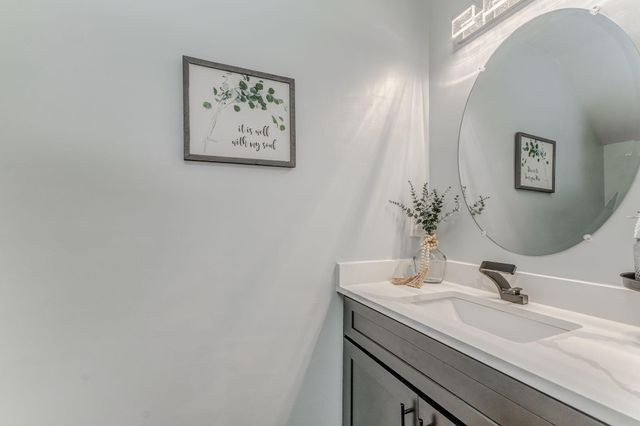 803 Riverside Drive, Calhoun, GA 30701