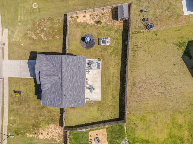 803 Riverside Drive, Calhoun, GA 30701